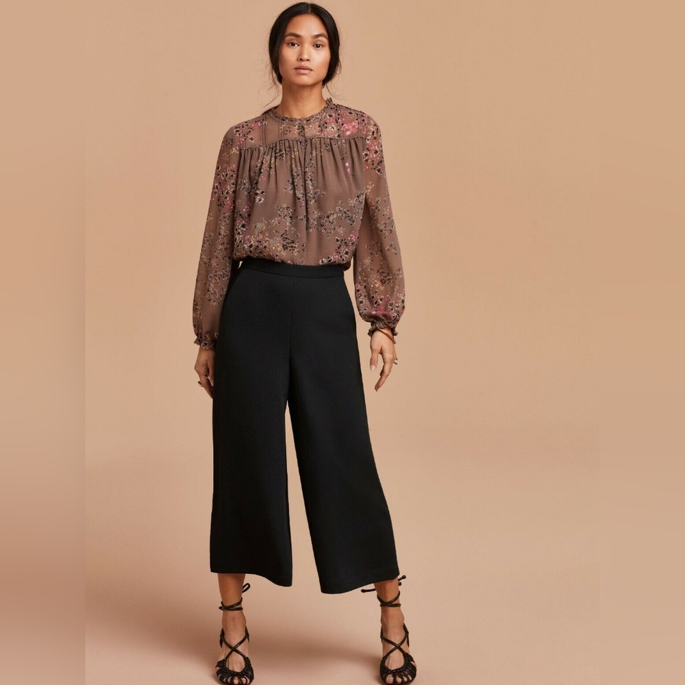 Aritzia Wilfread wide leg side zip pleated front high waisted pants black sz10